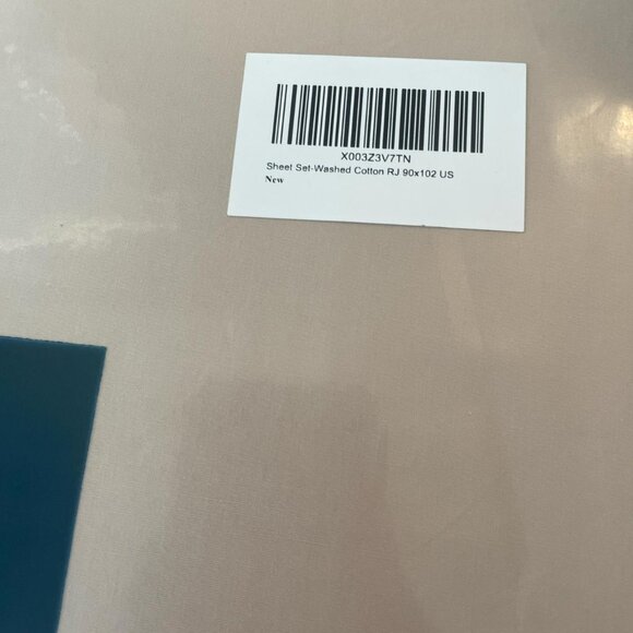 NWT Queen sheet set - Picture 3 of 3